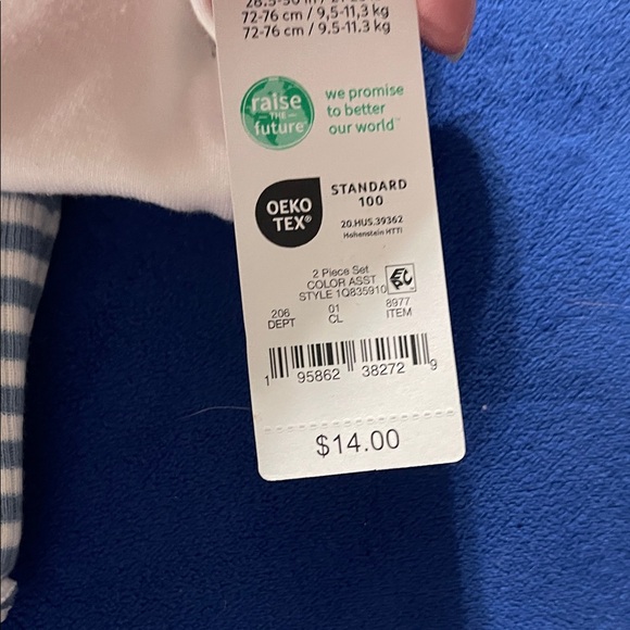 Cloud Island White and Blue Baby Outfit and a carters shirt 12 months - Picture 3 of 7